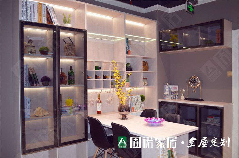 隔断酒柜A.jpg